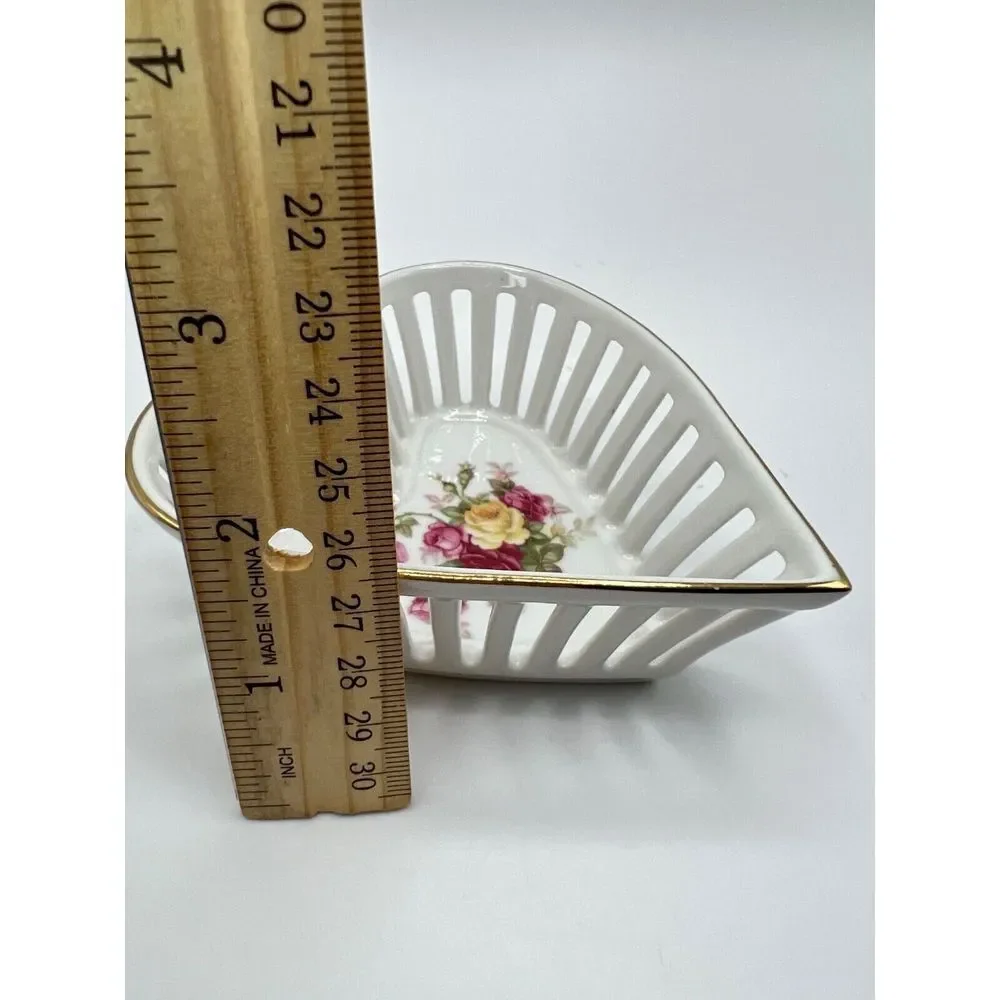Vintage White Bavaria Porcelain Floral Roses Heart Shaped Trinket Jewelry Dish